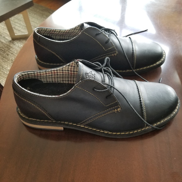 Penguin Shoes - Picture 2 of 8